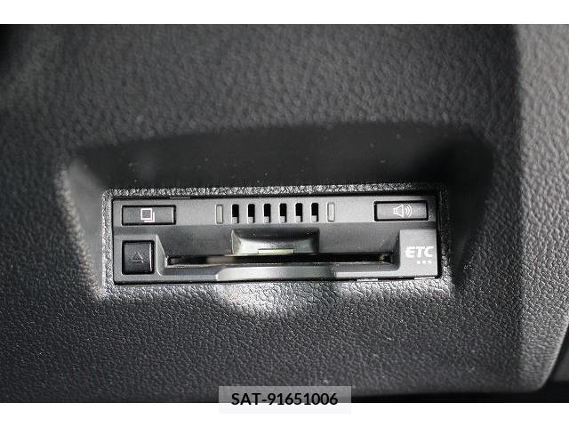 Toyota PRIUS 2019-03 253003-4