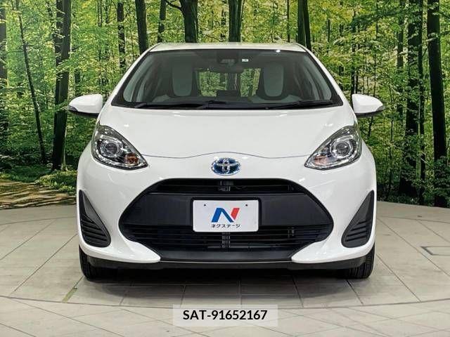 Toyota AQUA 2019-05 381681-14