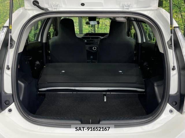 Toyota AQUA 2019-05 381681-10
