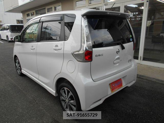 Nissan DAYZ 2013-08 359047-14