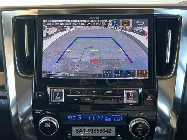 Toyota ALPHARD 2018-06 389019-3