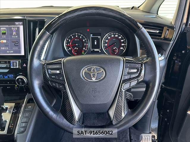 Toyota ALPHARD 2018-06 389019-6