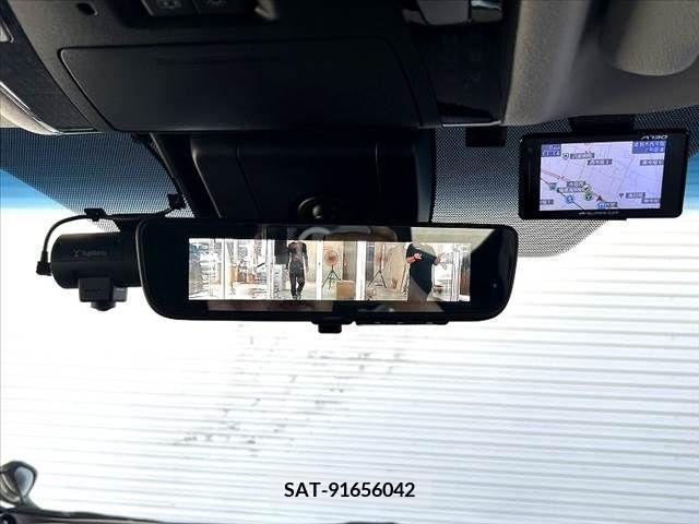 Toyota ALPHARD 2018-06 389019-4