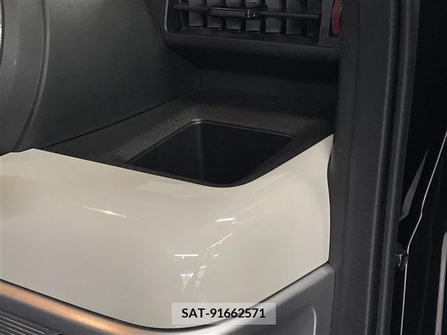 Suzuki SPACIA 2022-06 372065-26
