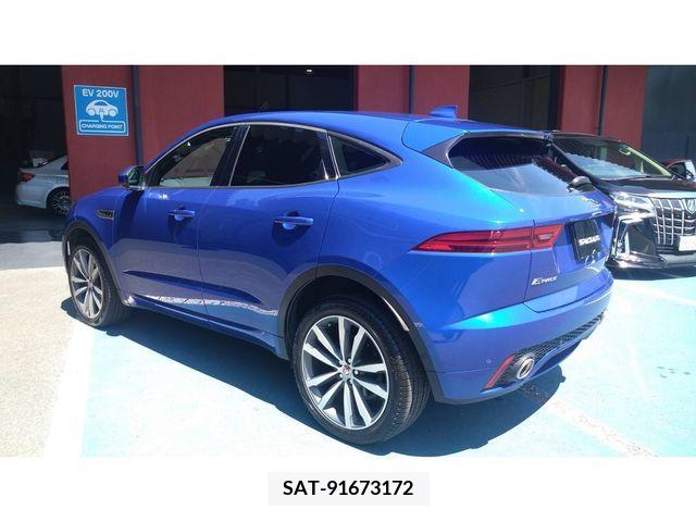 Jaguar E-PACE 2018-05 315787-1