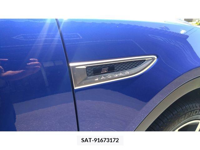 Jaguar E-PACE 2018-05 315787-5
