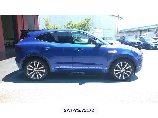 Jaguar E-PACE 2018-05 315787-4