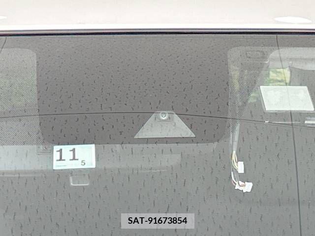 Nissan NOTE 2018-11 302433-2