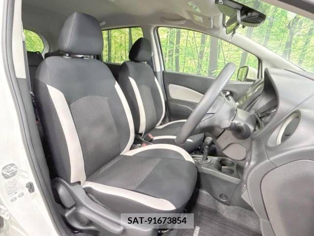 Nissan NOTE 2018-11 302433-8