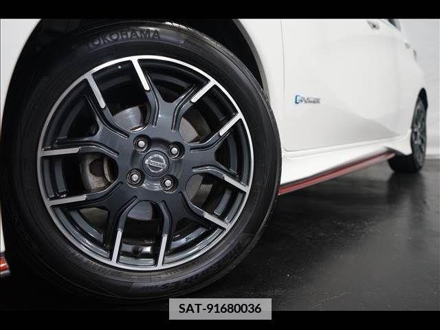 Nissan NOTE 2017-12 365481-3