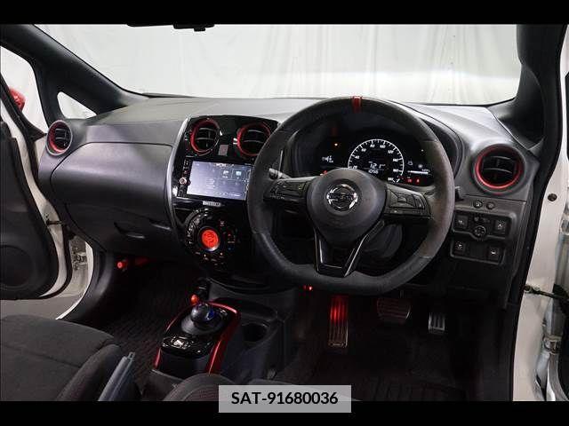 Nissan NOTE 2017-12 365481-1