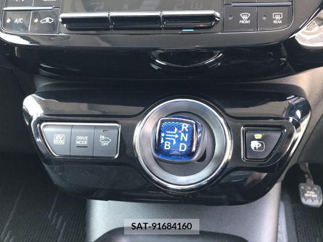 Toyota PRIUS 2016-03 322294-22