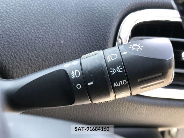 Toyota PRIUS 2016-03 322294-18