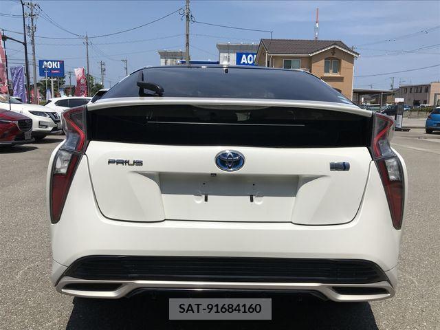 Toyota PRIUS 2016-03 322294-6