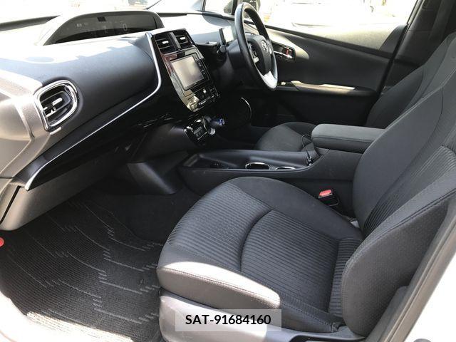 Toyota PRIUS 2016-03 322294-15