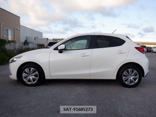 Mazda MAZDA2 2020-06 204120-6
