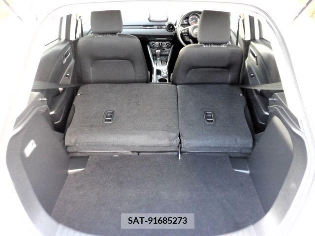 Mazda MAZDA2 2020-06 204120-9