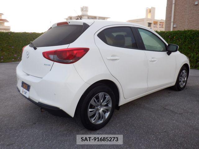 Mazda MAZDA2 2020-06 204120-2