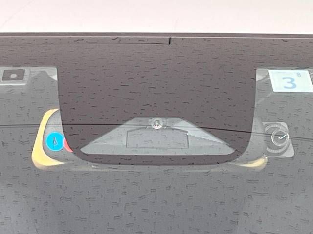 Honda VEZEL 2023-03 187635-2