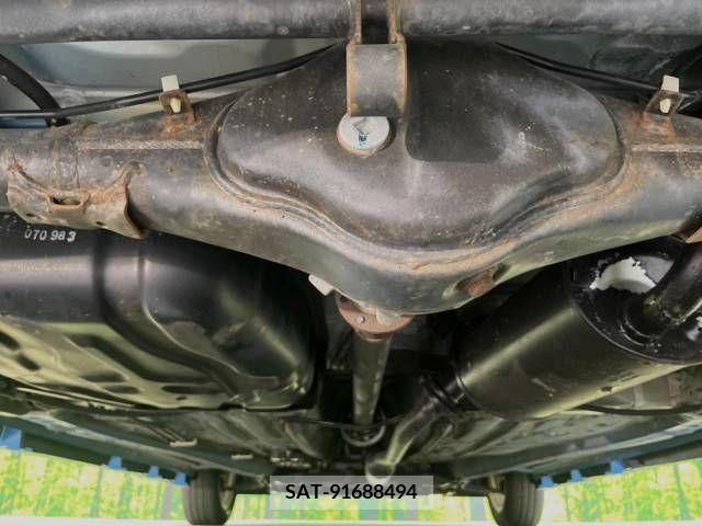 Suzuki SOLIO 2018-10 368412-19