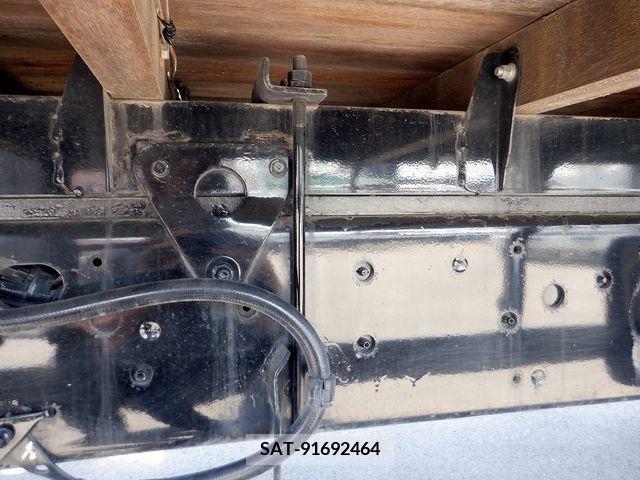 Hino RANGER 2014-12 282657-8