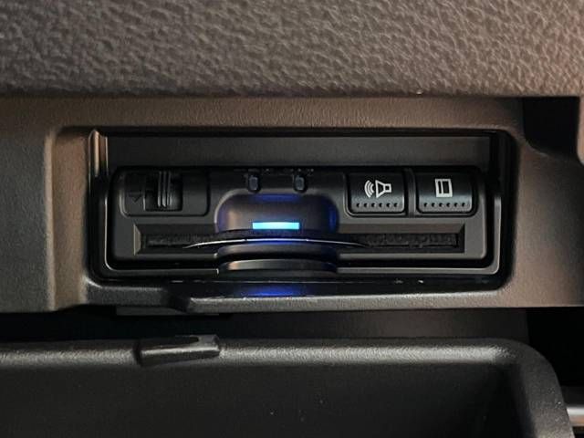 Nissan SERENA 2019-01 182328-9