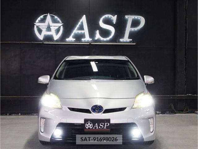 Toyota PRIUS 2012-02 282166-3