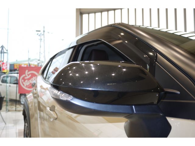 Toyota YARIS CROSS 2022-01 6444-6