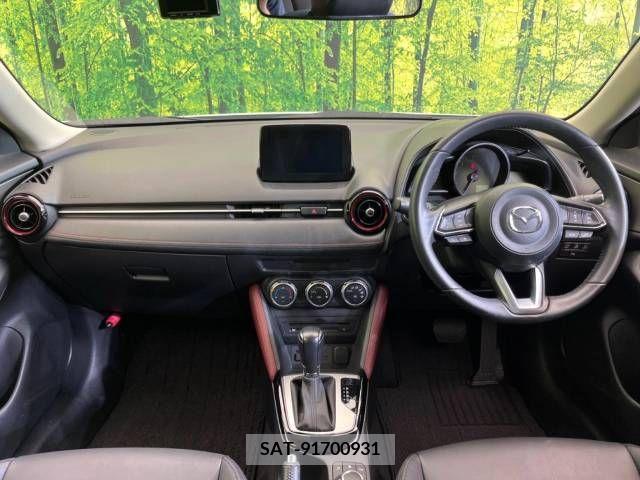 Mazda CX-3 2017-09 302050-1