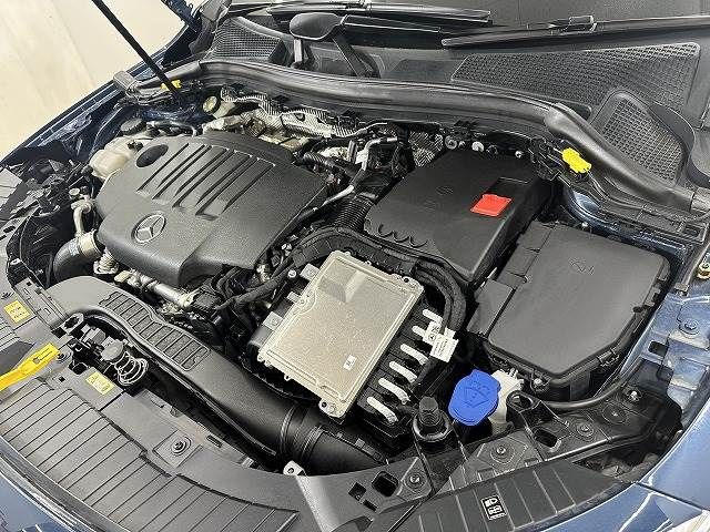 Mercedes Benz GLA-CLASS 2020-10 22000-2