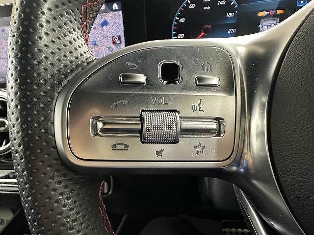 Mercedes Benz GLA-CLASS 2020-10 22000-5
