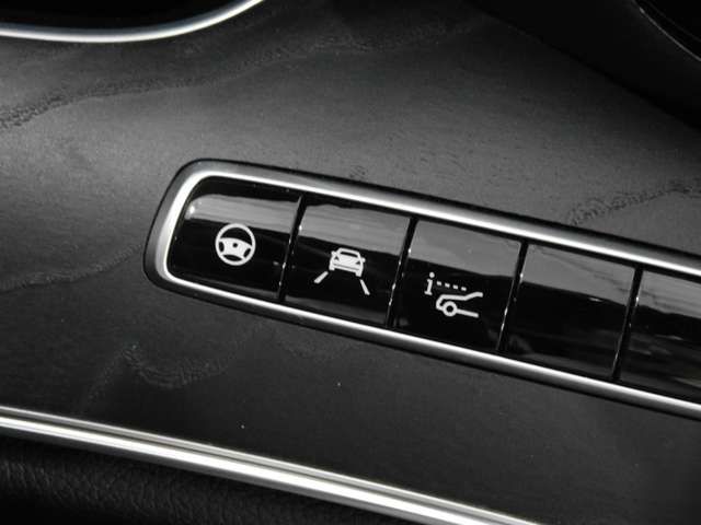 Mercedes Benz E-CLASS 2018-11 27971-9