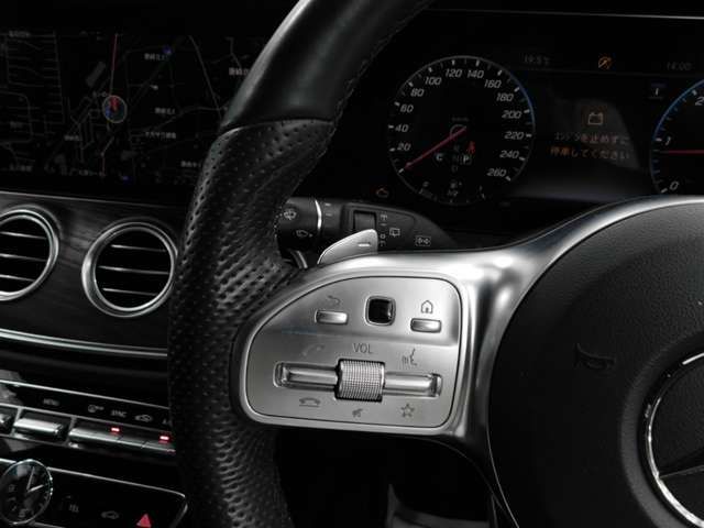 Mercedes Benz E-CLASS 2018-11 27971-12