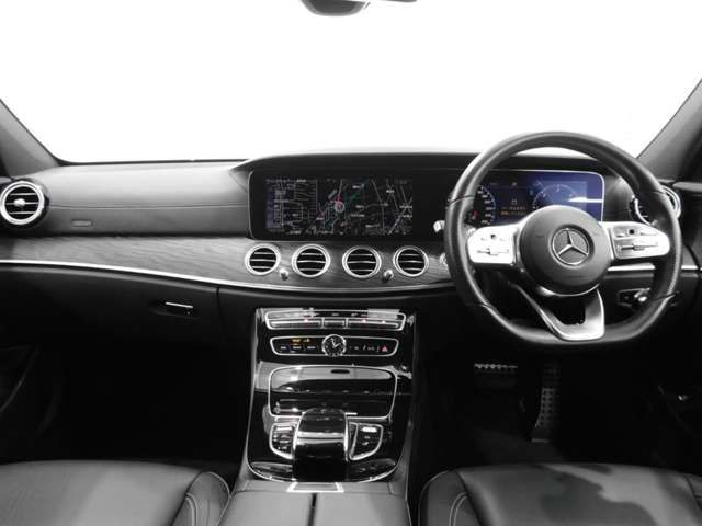 Mercedes Benz E-CLASS 2018-11 27971-2