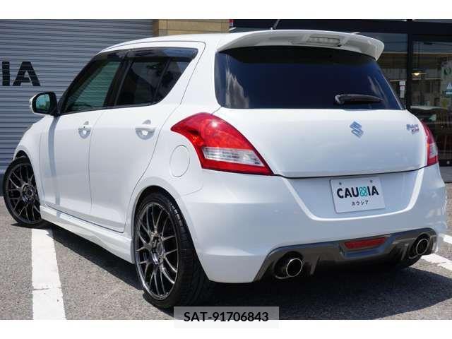 Suzuki SWIFT 2012-01 320781-7