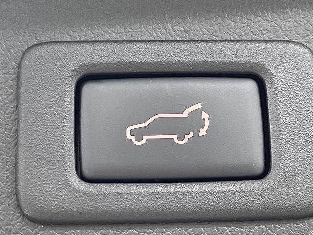 Subaru OUTBACK 2018-06 6606-5