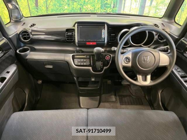 Honda N BOX 2015-03 333878-1