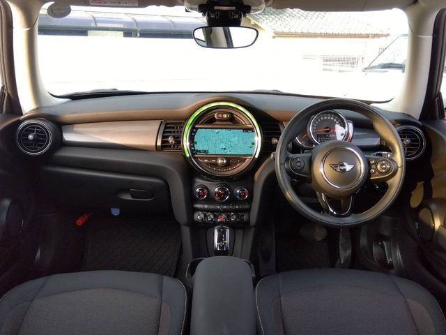 Bmw MINI 2018-11 24770-1