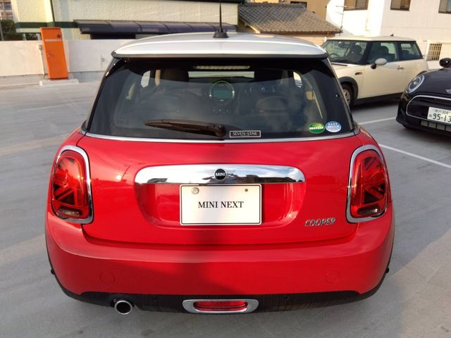 Bmw MINI 2018-11 24770-2