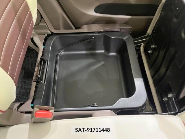 Suzuki MR WAGON 2013-07 335178-6