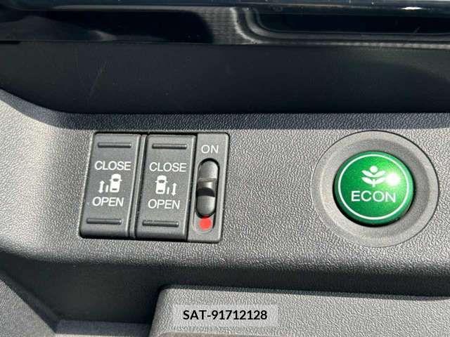 Honda e 2017-01 383592-8