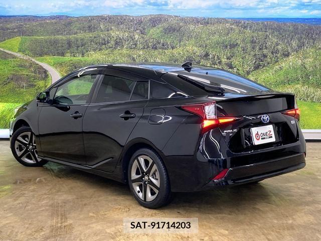 Toyota PRIUS 2020-10 366621-18
