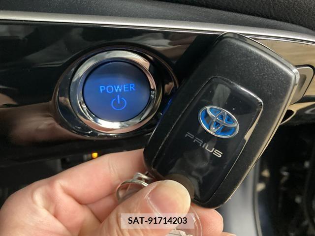 Toyota PRIUS 2020-10 366621-4