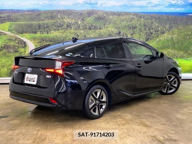 Toyota PRIUS 2020-10 366621-17
