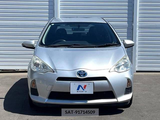Toyota AQUA 2012-04 313916-14