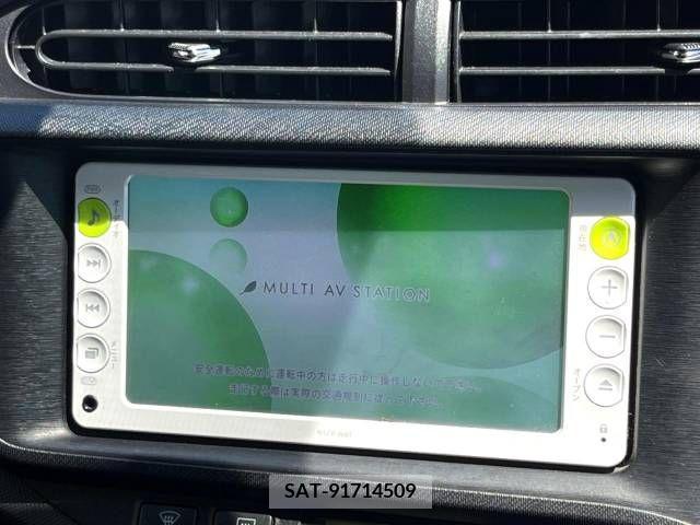 Toyota AQUA 2012-04 313916-2