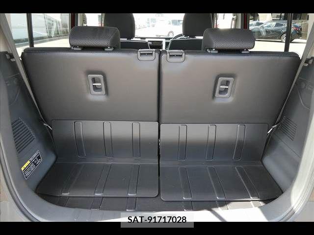 Suzuki HUSTLER 2015-05 272462-11