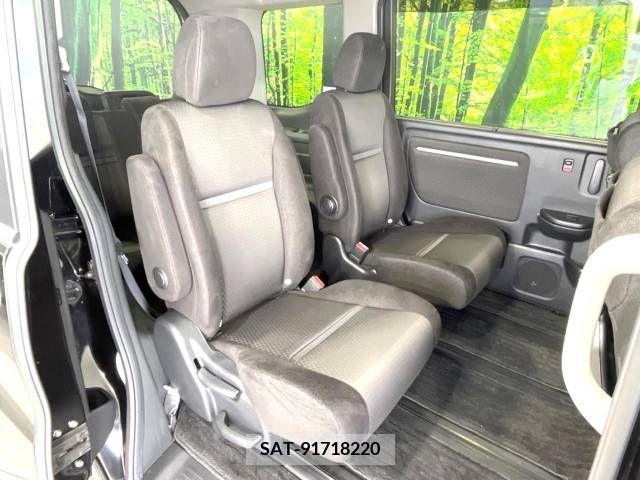Honda STEP WGN 2018-03 324705-9