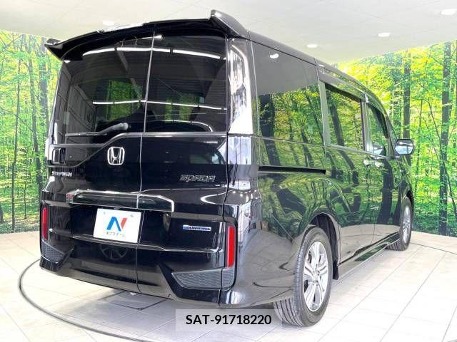Honda STEP WGN 2018-03 324705-17