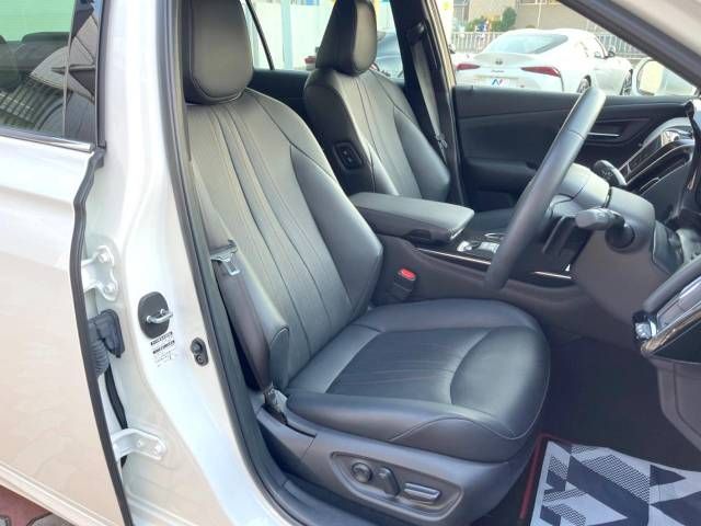 Toyota CROWN SEDAN 2019-12 28247-8